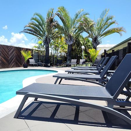 Pacific Palms Motor Inn Маркула Екстериор снимка