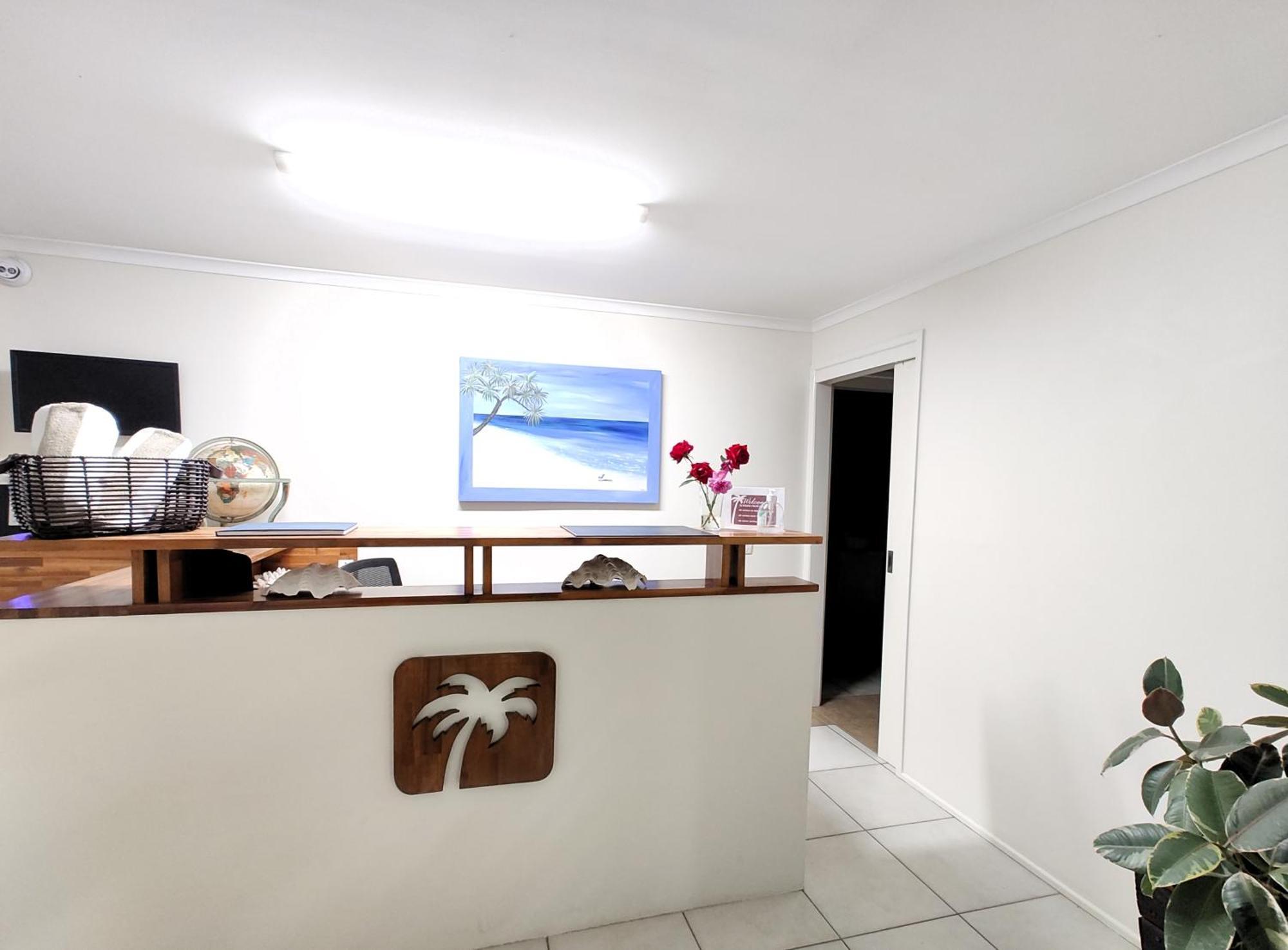 Pacific Palms Motor Inn Маркула Екстериор снимка