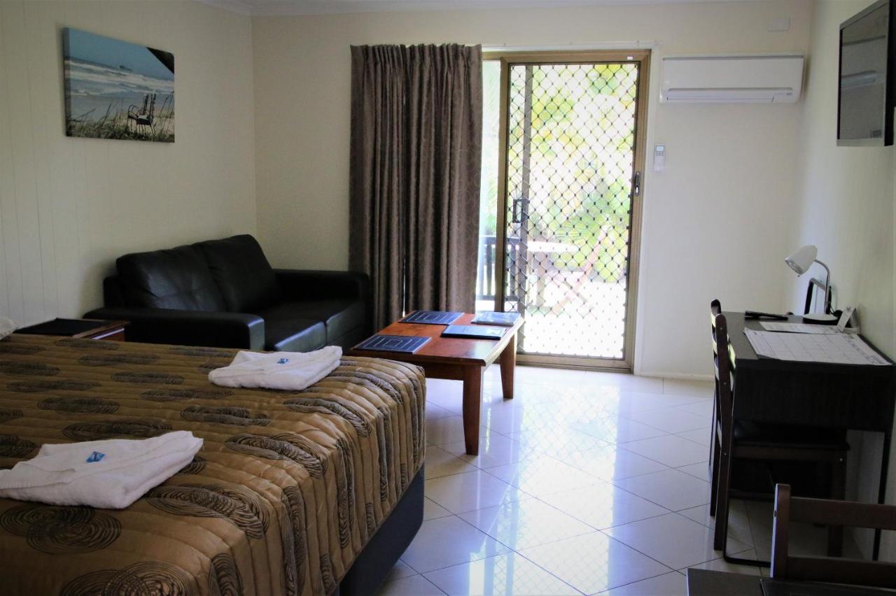 Pacific Palms Motor Inn Маркула Екстериор снимка